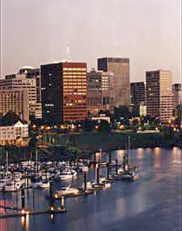 Panoramic view from the Marquam Bridge of the Willamette River, Downtown Portland and the Hawthorne Bridge